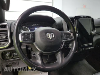 2023 Ram 1500 Laramie Crew Cab Short Bed - miniatura 10