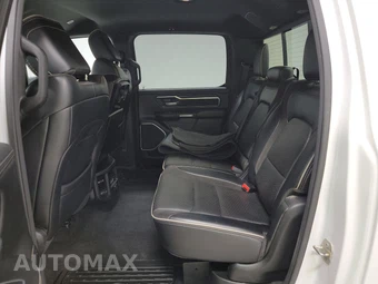 2023 Ram 1500 Laramie Crew Cab Short Bed - miniatura 13