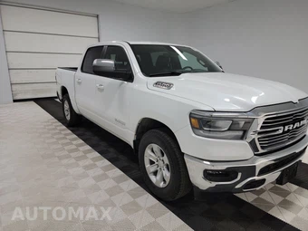 2023 Ram 1500 Laramie Crew Cab Short Bed - miniatura 3