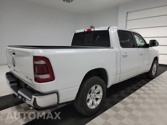 2023 Ram 1500 Laramie Crew Cab Short Bed - miniatura 4