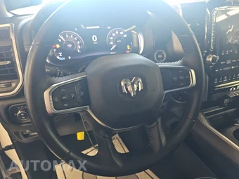 2023 Ram 1500 Laramie Crew Cab Short Bed - miniatura 10