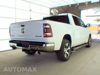 2023 Ram 1500 Laramie Crew Cab Short Bed - miniatura 4