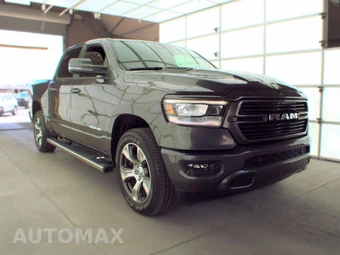 2023 Ram 1500 Laramie Crew Cab Short Bed - miniatura 3
