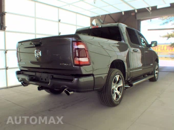 2023 Ram 1500 Laramie Crew Cab Short Bed - miniatura 4