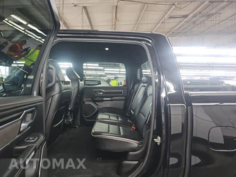 2023 Ram 1500 Laramie Crew Cab Short Bed - miniatura 13