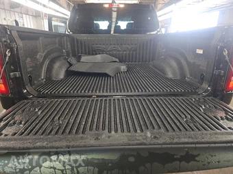 2023 Ram 1500 Laramie Crew Cab Short Bed - miniatura 16