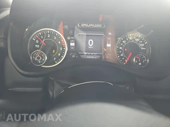 2023 Ram 1500 Laramie Crew Cab Short Bed - miniatura 12