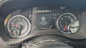 2023 Ram 1500 Laramie Crew Cab Short Bed - miniatura 17