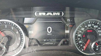2023 Ram 1500 Laramie Crew Cab Short Bed - miniatura 26