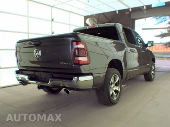 2023 Ram 1500 Laramie Crew Cab Short Bed - miniatura 4