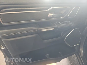2023 Ram 1500 Laramie Crew Cab Short Bed - miniatura 9