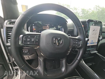 2023 Ram 1500 Limited Crew Cab Short Bed - miniatura 10