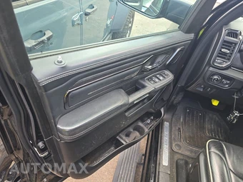 2023 Ram 1500 Limited Crew Cab Short Bed – miniatura 9