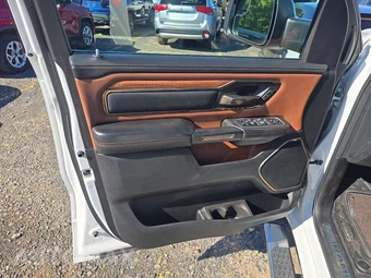 2023 Ram 1500 Limited Longhorn Crew Cab Short Bed - miniatura 9