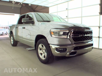 2023 Ram 1500 Lone Star Crew Cab Short Bed - miniatura 3