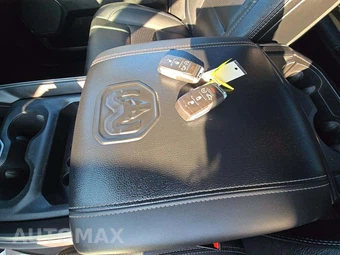 2023 Ram 1500 Rebel Crew Cab Short Bed - miniatura 8