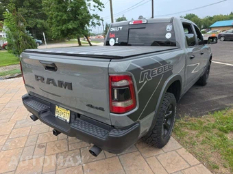 2023 Ram 1500 Rebel Crew Cab Short Bed - miniatura 3
