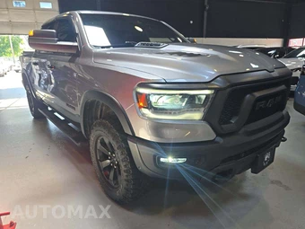 2023 Ram 1500 Rebel Crew Cab Short Bed - miniatura 4