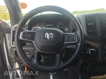 2023 Ram 1500 Tradesman Crew Cab Medium Bed - miniatura 10