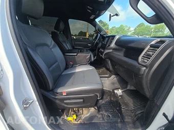 2023 Ram 1500 Tradesman Crew Cab Medium Bed - miniatura 8