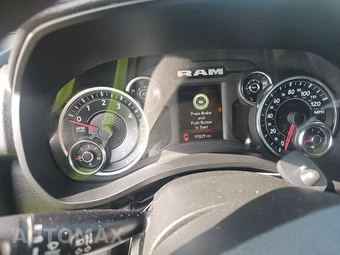 2023 Ram 1500 Tradesman Crew Cab Medium Bed - miniatura 12