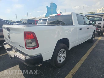 2023 Ram 1500 Tradesman Crew Cab Medium Bed - miniatura 4