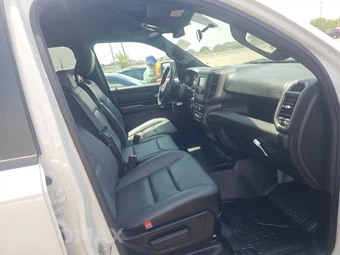 2023 Ram 1500 Tradesman Crew Cab Short Bed - miniatura 8