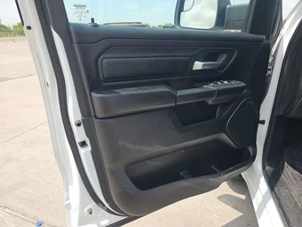 2023 Ram 1500 Tradesman Crew Cab Short Bed - miniatura 9