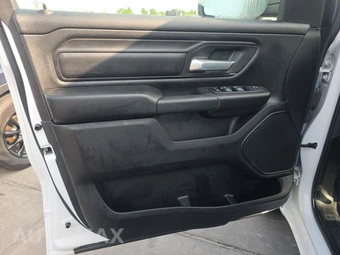 2023 Ram 1500 Tradesman Crew Cab Short Bed - miniatura 9