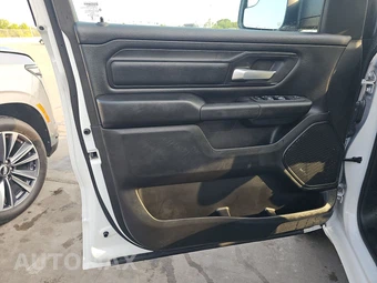 2023 Ram 1500 Tradesman Crew Cab Short Bed - miniatura 9
