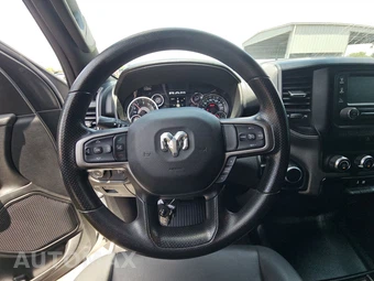 2023 Ram 1500 Tradesman Crew Cab Short Bed - miniatura 10