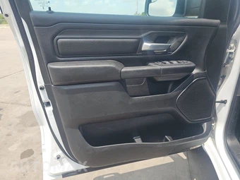 2023 Ram 1500 Tradesman Crew Cab Short Bed - miniatura 9
