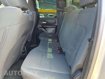 2023 Ram 1500 Tradesman Extended Cab Medium Bed – miniatura 13