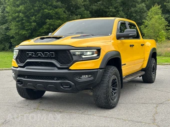 2023 Ram 1500 TRX Crew Cab Short Bed - samochód z USA z aukcji Manheim, oferta Kup Teraz w AUTOMAX