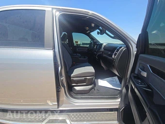 2023 Ram 2500 Big Horn Crew Cab Long Bed - miniatura 15