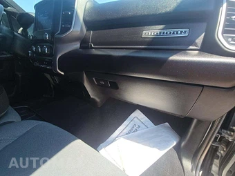 2023 Ram 2500 Big Horn Crew Cab Long Bed - miniatura 16
