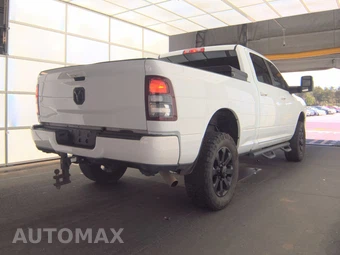 2023 Ram 2500 Big Horn Crew Cab Medium Bed - miniatura 4