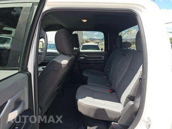 2023 Ram 2500 Big Horn Crew Cab Medium Bed - miniatura 13