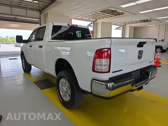 2023 Ram 2500 Big Horn Crew Cab Medium Bed - miniatura 6