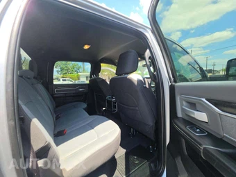 2023 Ram 2500 Big Horn Crew Cab Medium Bed - miniatura 16