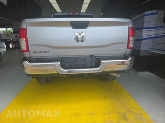 2023 Ram 2500 Big Horn Crew Cab Medium Bed - miniatura 5