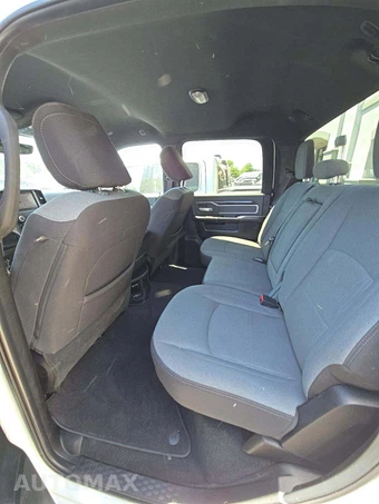 2023 Ram 2500 Big Horn Crew Cab Medium Bed - miniatura 13