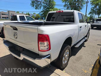 2023 Ram 2500 Big Horn Crew Cab Medium Bed - miniatura 3
