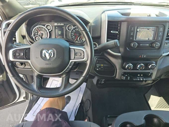 2023 Ram 2500 Big Horn Crew Cab Medium Bed – miniatura 10