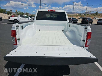 2023 Ram 2500 Big Horn Crew Cab Medium Bed – miniatura 14
