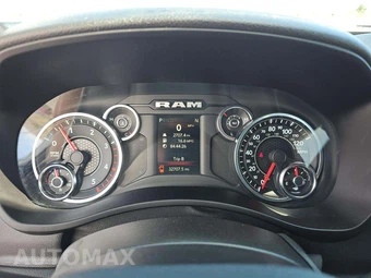 2023 Ram 2500 Big Horn Crew Cab Medium Bed – miniatura 9