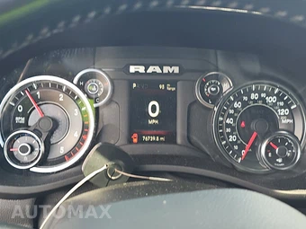 2023 Ram 2500 Big Horn Crew Cab Medium Bed - miniatura 12