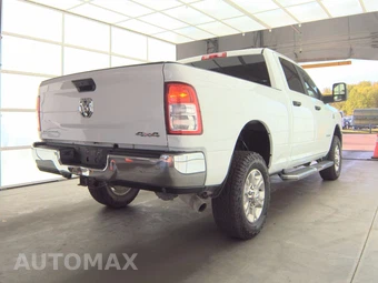 2023 Ram 2500 Big Horn Crew Cab Medium Bed - miniatura 4