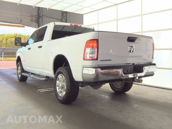 2023 Ram 2500 Big Horn Crew Cab Medium Bed - miniatura 6