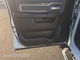2023 Ram 2500 Big Horn Crew Cab Medium Bed - miniatura 9